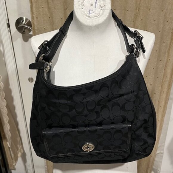 Coach Signature Cs Black Canvas Hobo Shoulder Zip Bag w/Turn Lock EUC - Picture 13 of 16